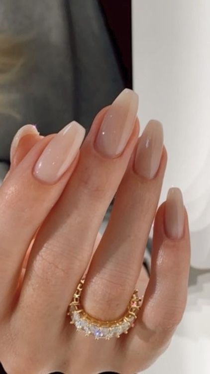 CHIC MINIMALIST NAILS | WEDDING NAILS